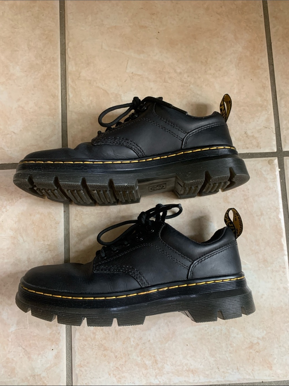 Dr. Martens Reeder Black Leather Chunky Oxfords - Picture 3 of 6